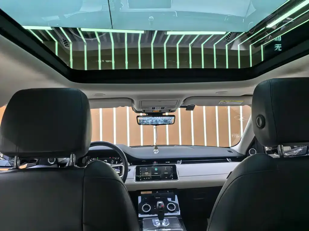 Land Rover Evoque — фото 7