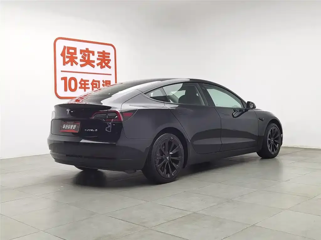 Tesla Model 3 — фото 2