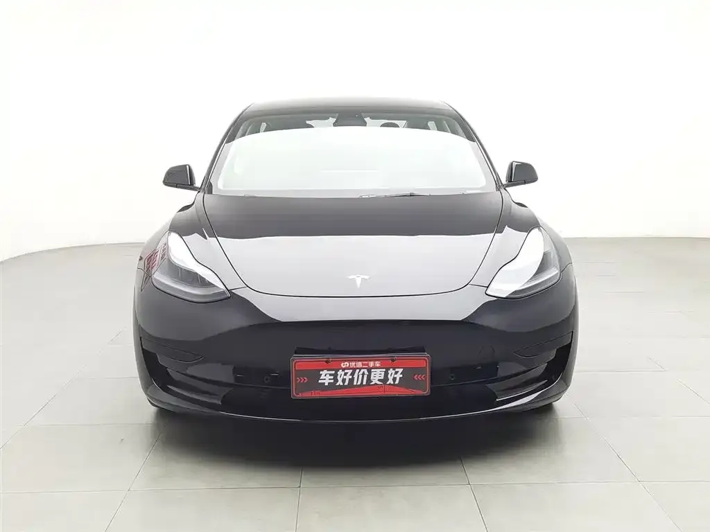 Tesla Model 3 — фото 6