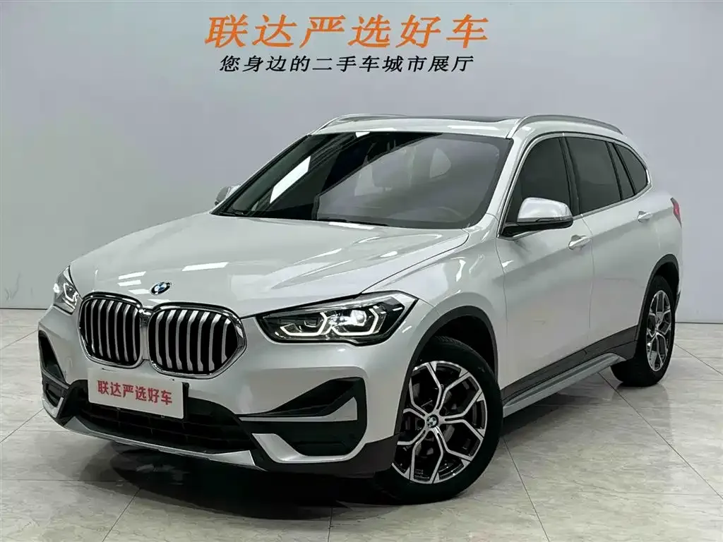 BMW X1 — фото 1