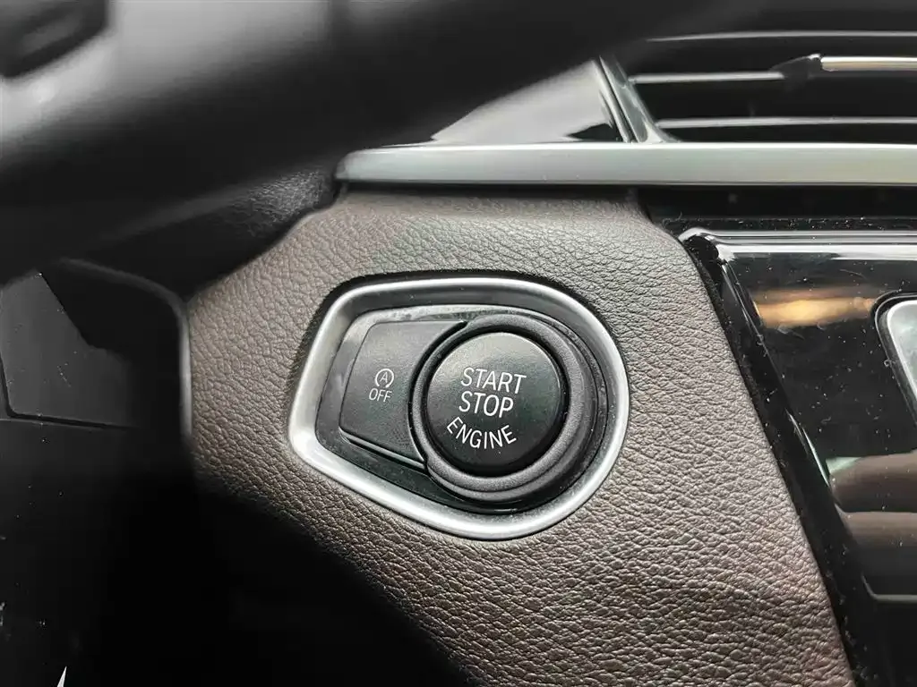 BMW X1 — фото 10