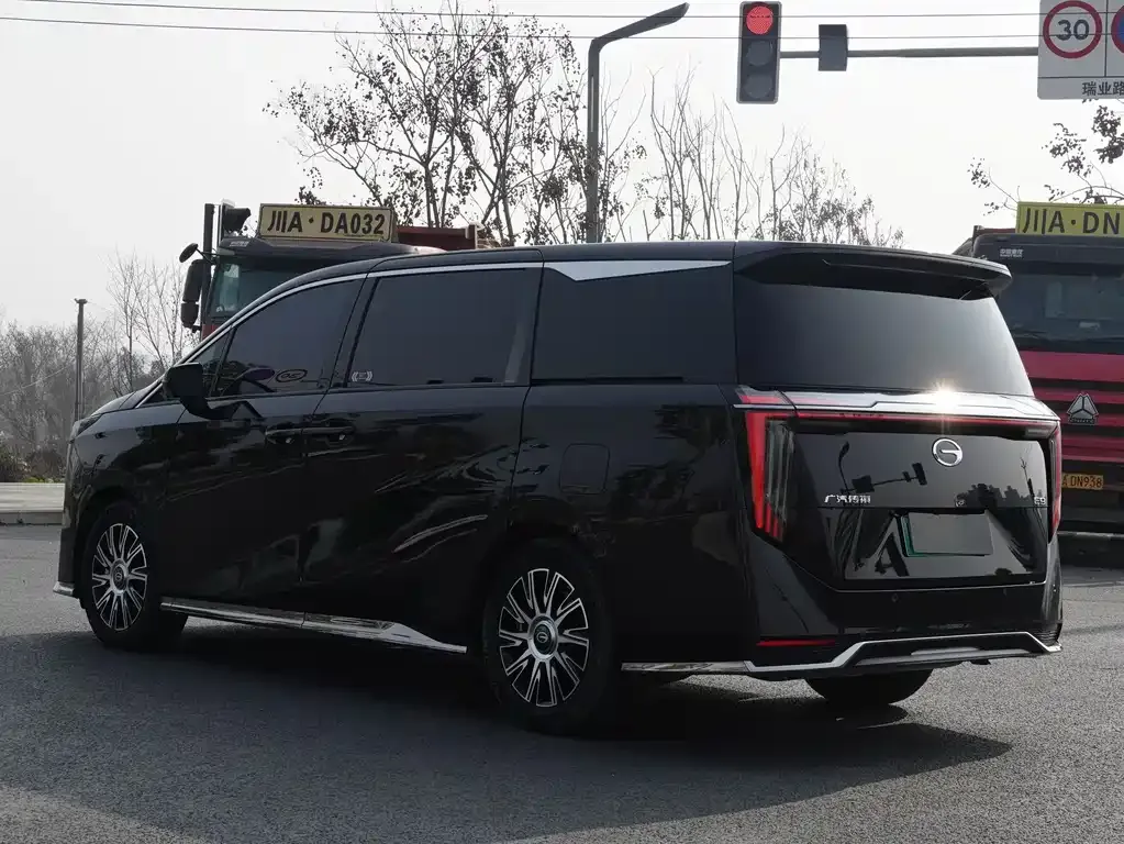 GAC Motor Trumpchi E9 — фото 10