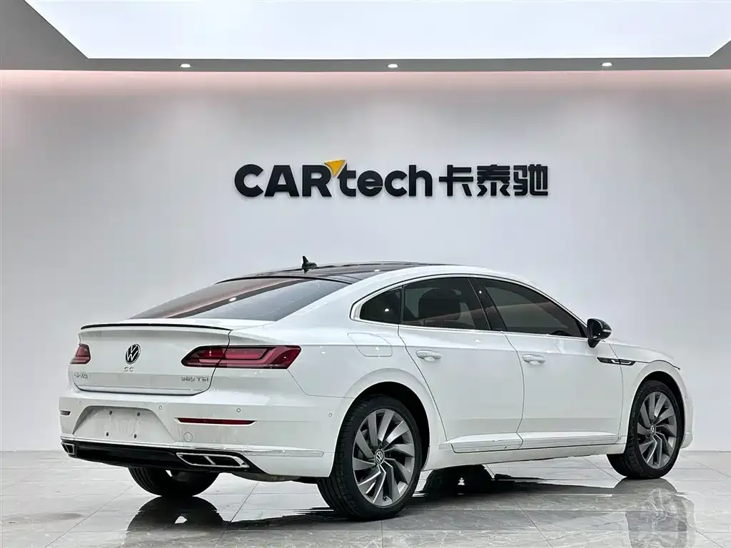 Volkswagen CC — фото 10