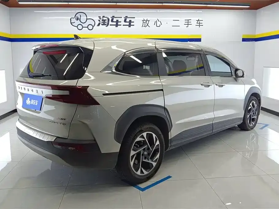 Hyundai Custo — фото 6