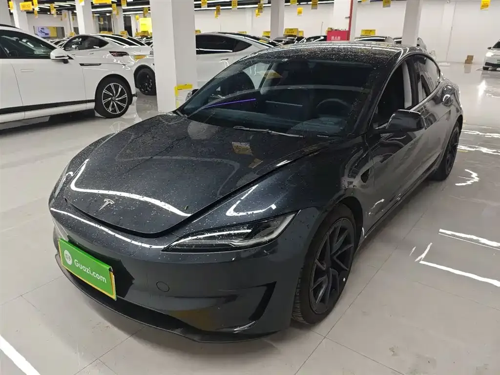 Tesla Model 3 — фото 3