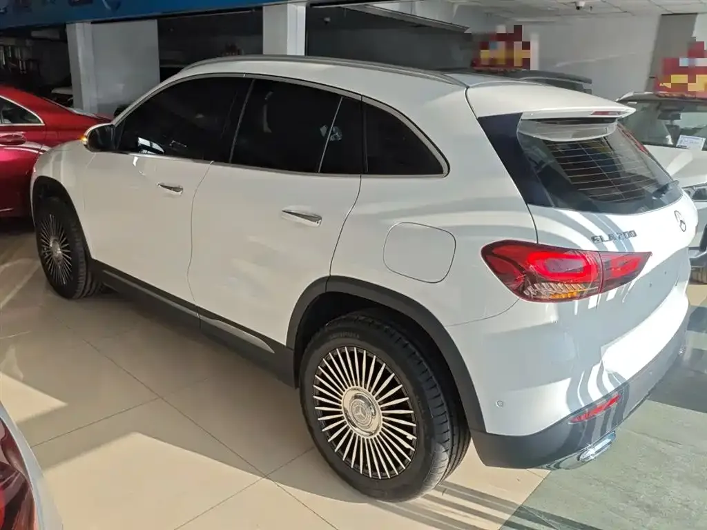 Mercedes-Benz GLA — фото 4