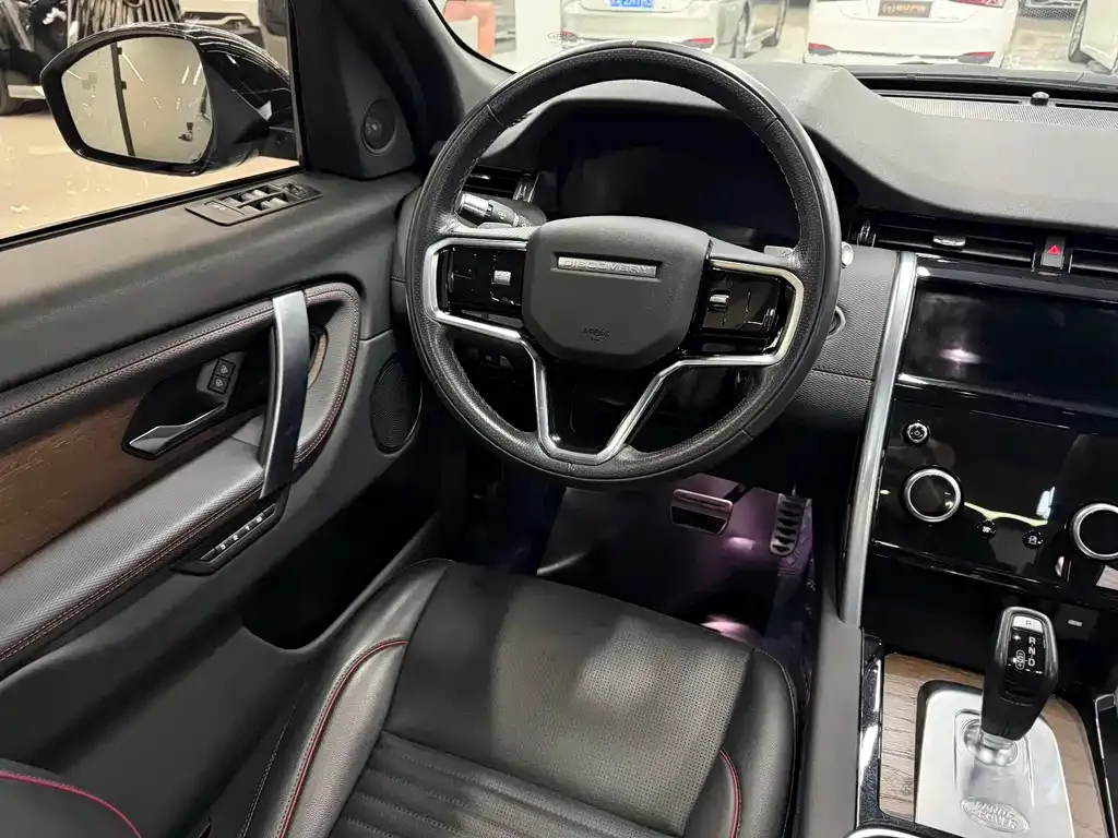 Land Rover Discovery Sport — фото 10