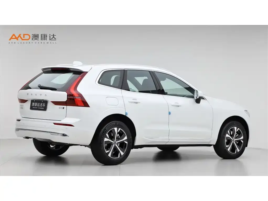 Volvo XC60 — фото 2