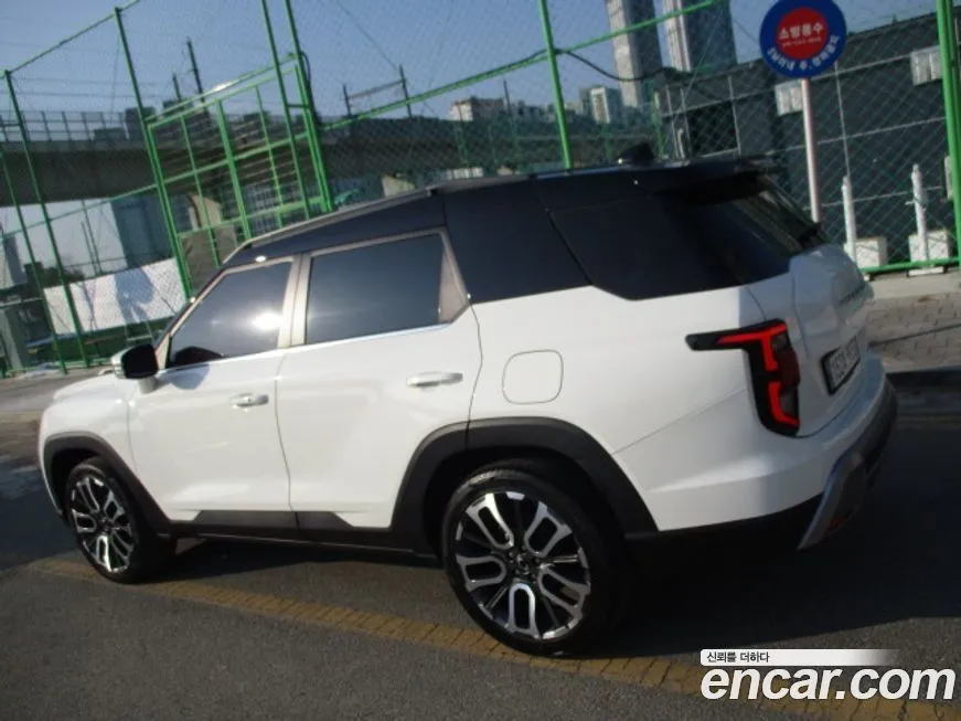 KG Mobility (Ssangyong) Torres — фото 4