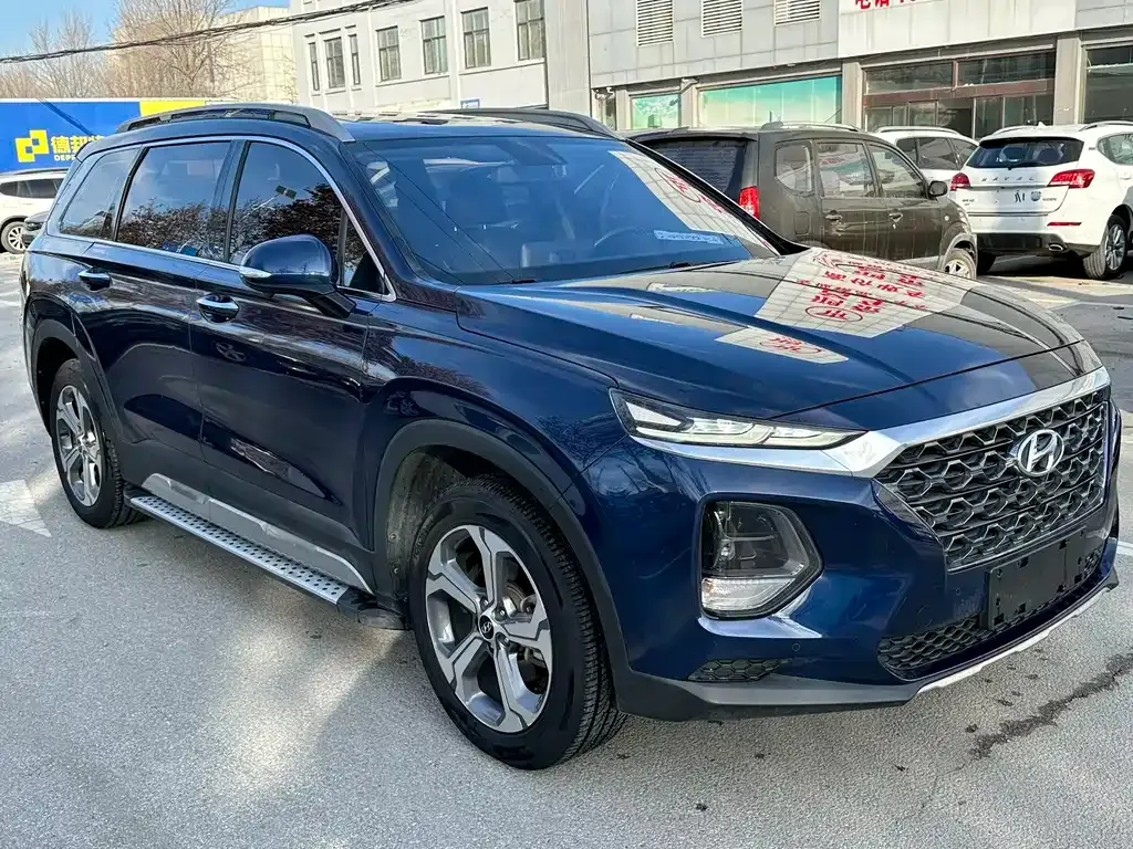 Hyundai Santa Fe — фото 10