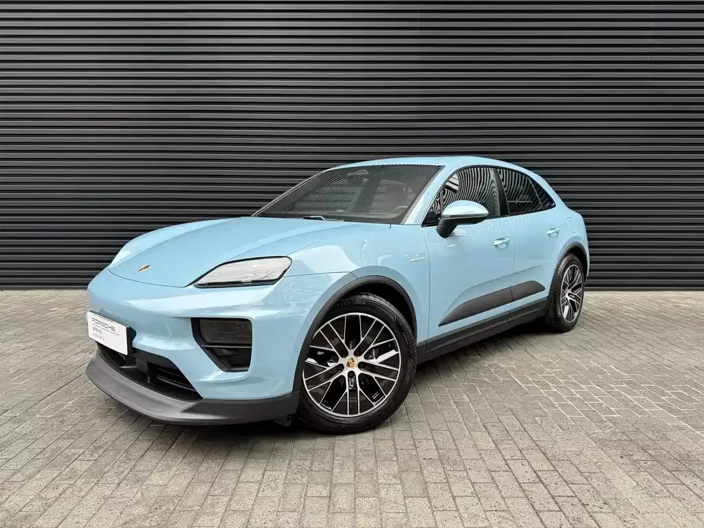 Porsche Macan EV — фото 1
