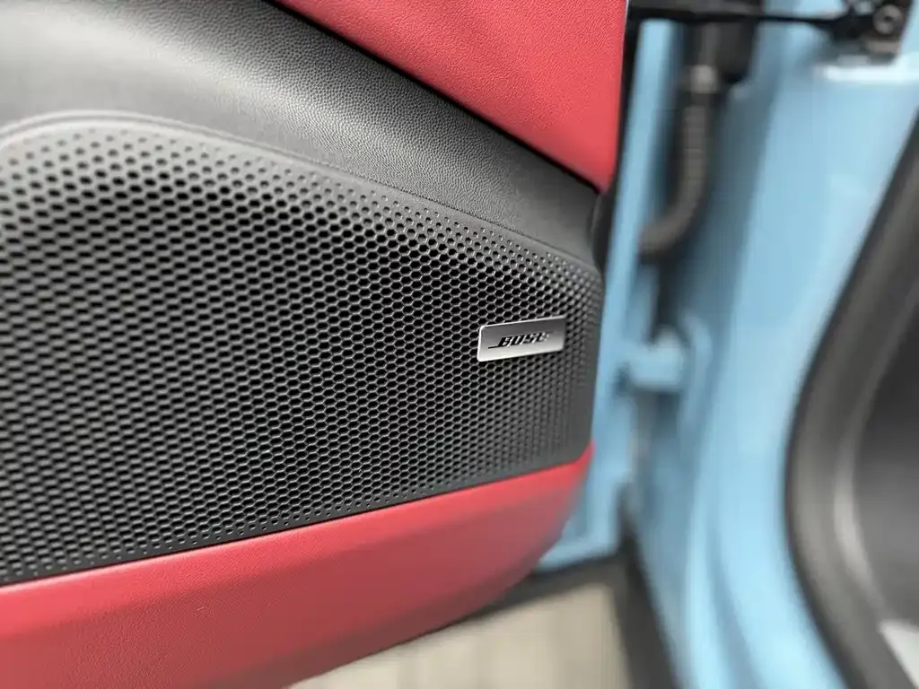 Porsche Macan EV — фото 10