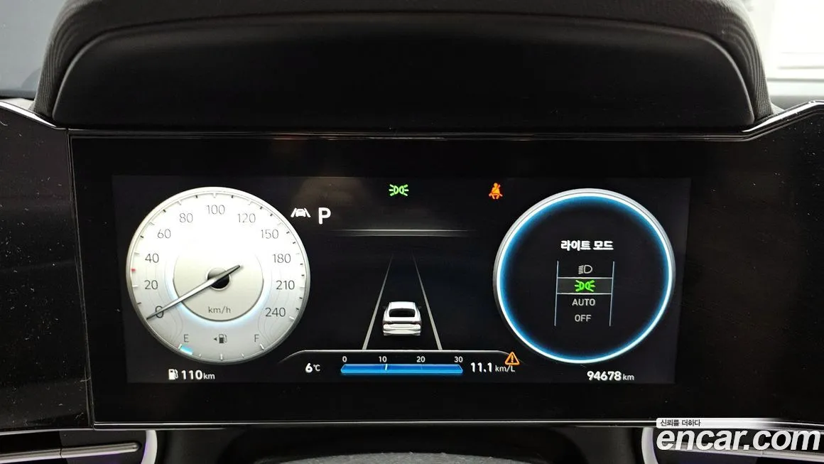 Hyundai AVANTE — фото 3