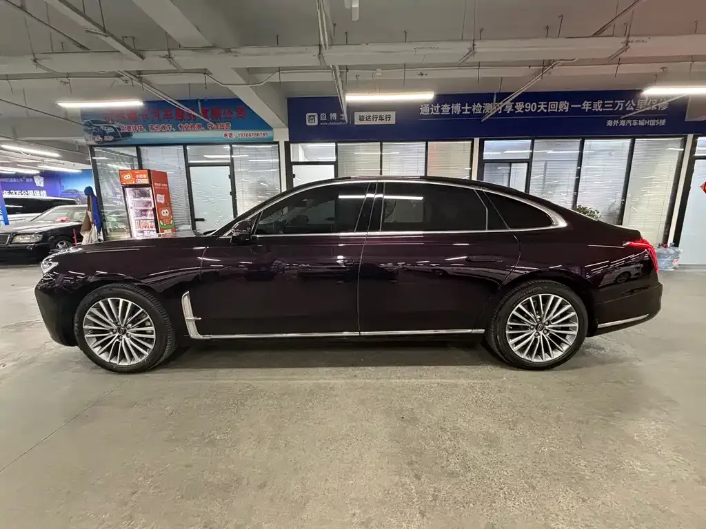 Hongqi H9 — фото 4