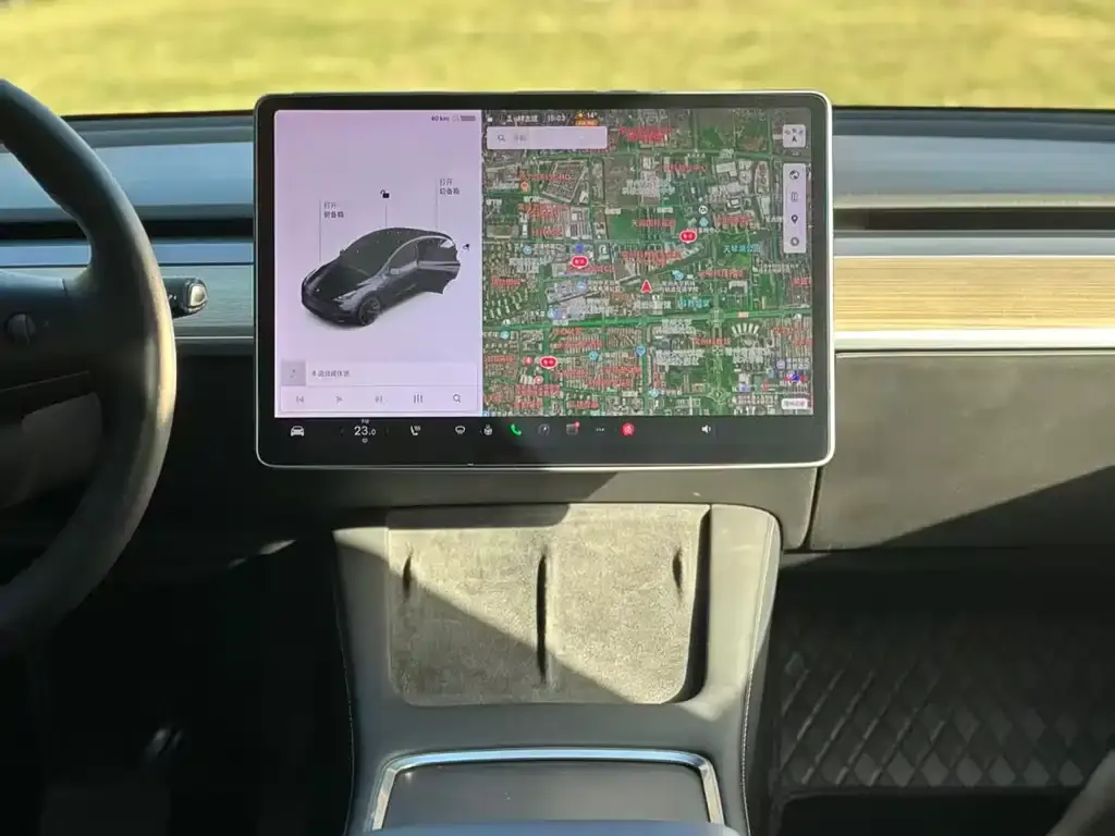 Tesla Model Y — фото 7