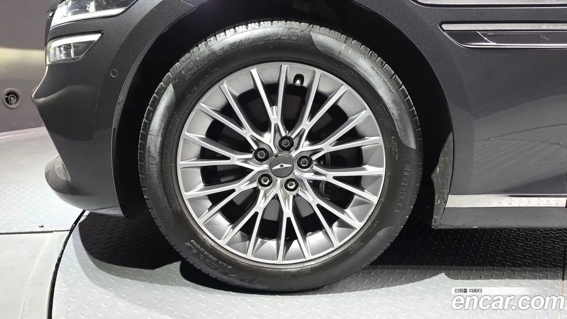 Genesis G80 — фото 10
