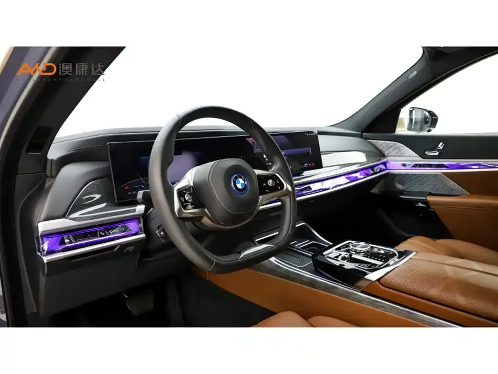 BMW i7 — фото 5