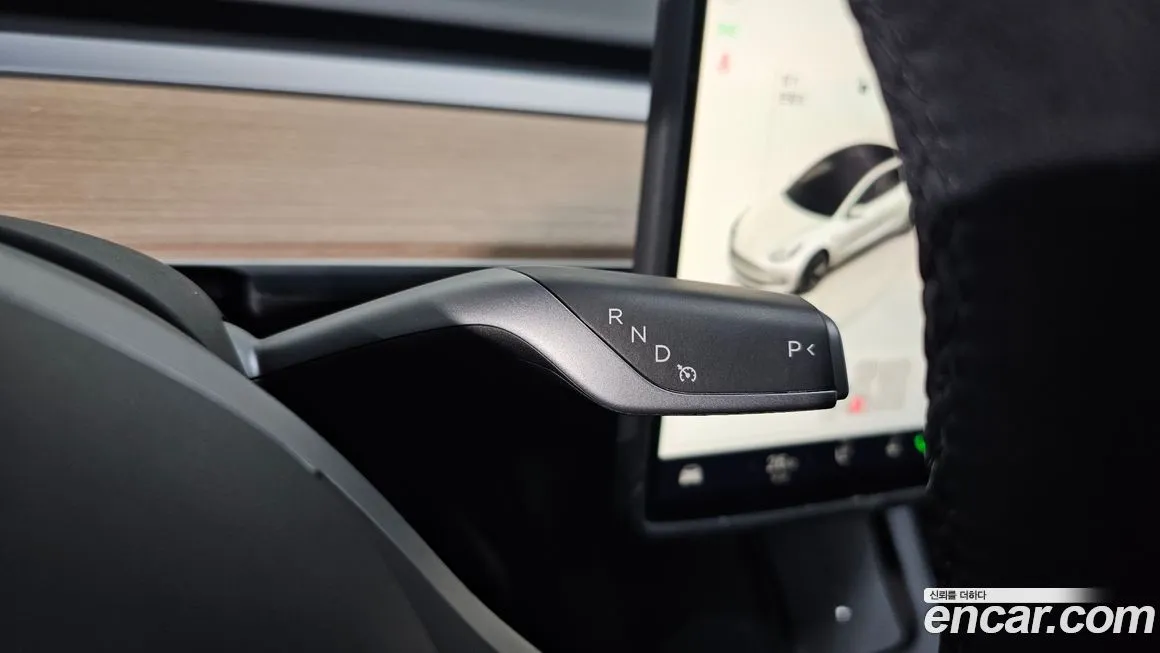 Tesla Model 3 — фото 4