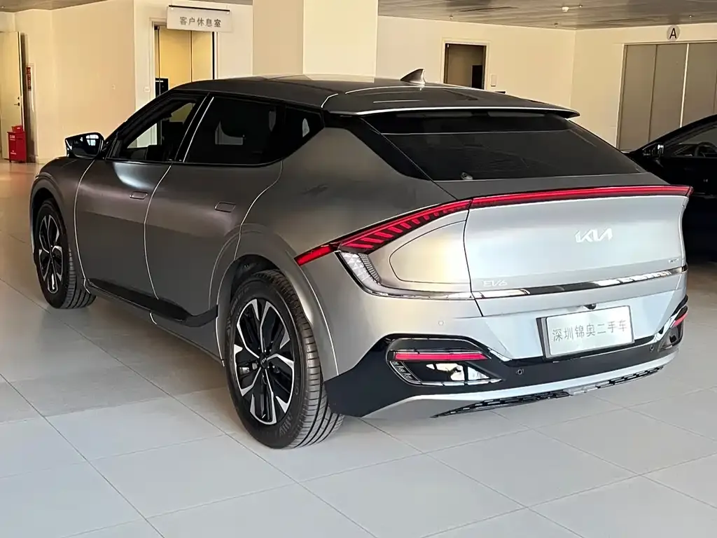 Kia EV6 — фото 9