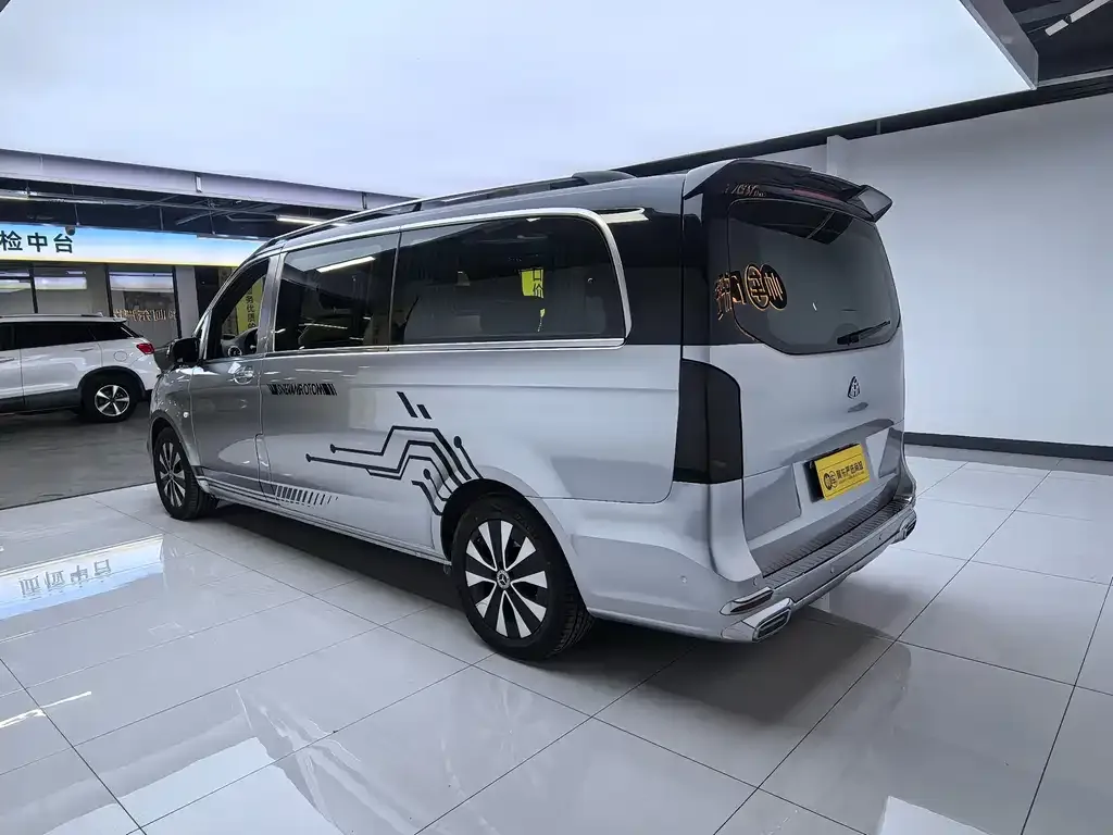 Mercedes-Benz Vito — фото 10
