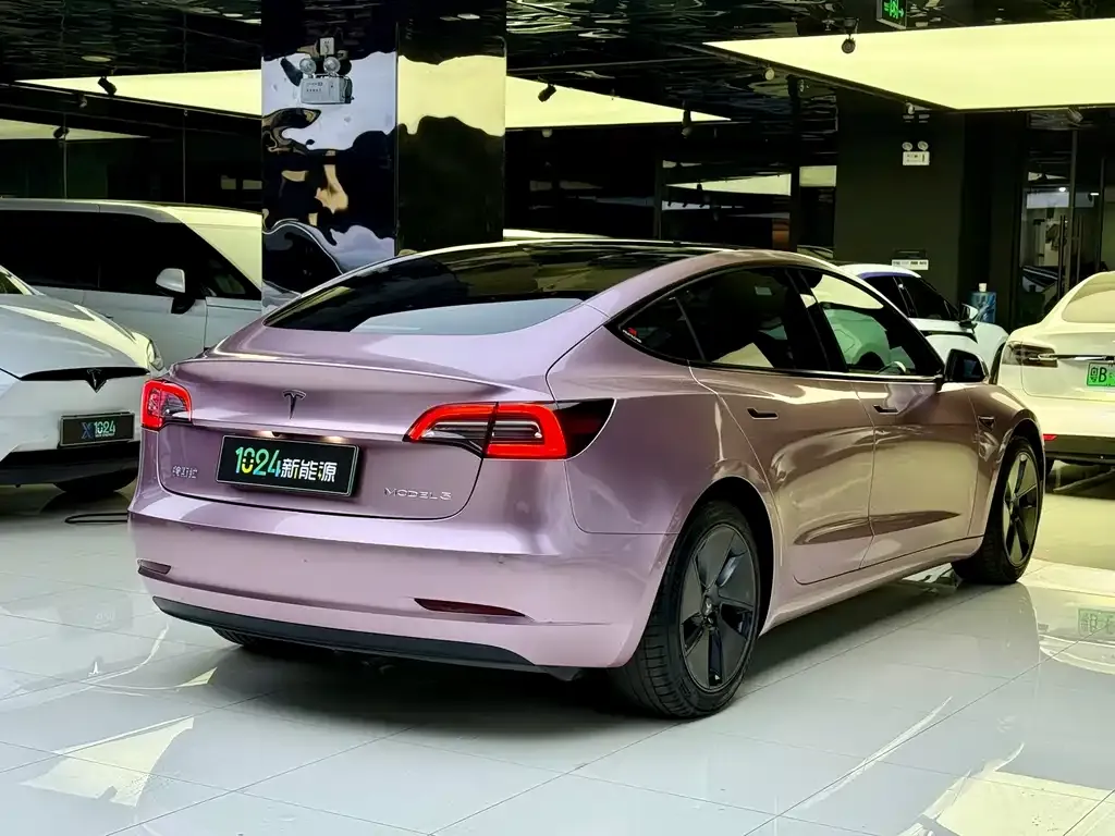 Tesla Model 3 — фото 6