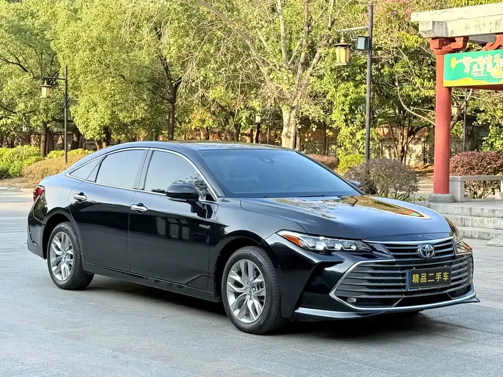 Toyota Avalon — фото 7