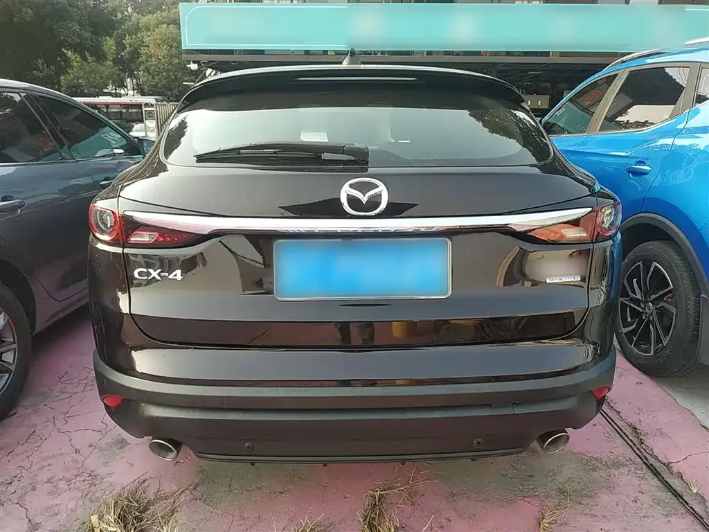 Mazda CX-4 — фото 4