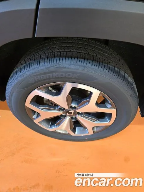 KG Mobility (Ssangyong) Torres — фото 9