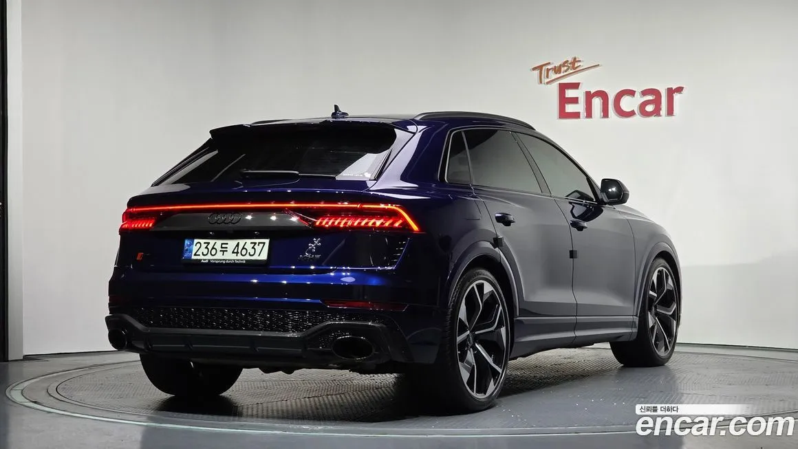 Audi RSQ8 — фото 2