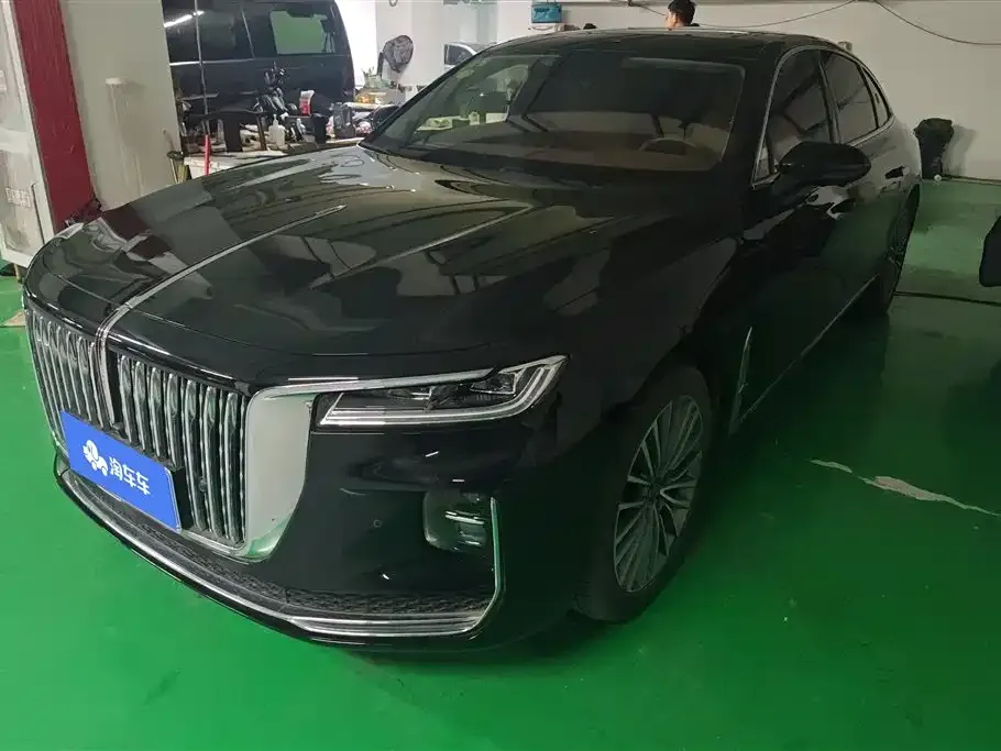 Hongqi H9 — фото 1