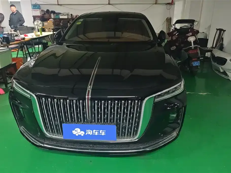 Hongqi H9 — фото 10