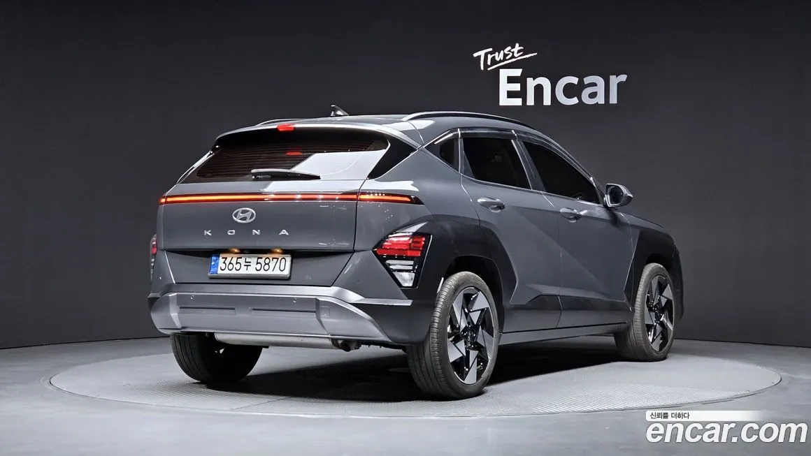 Hyundai Kona — фото 2