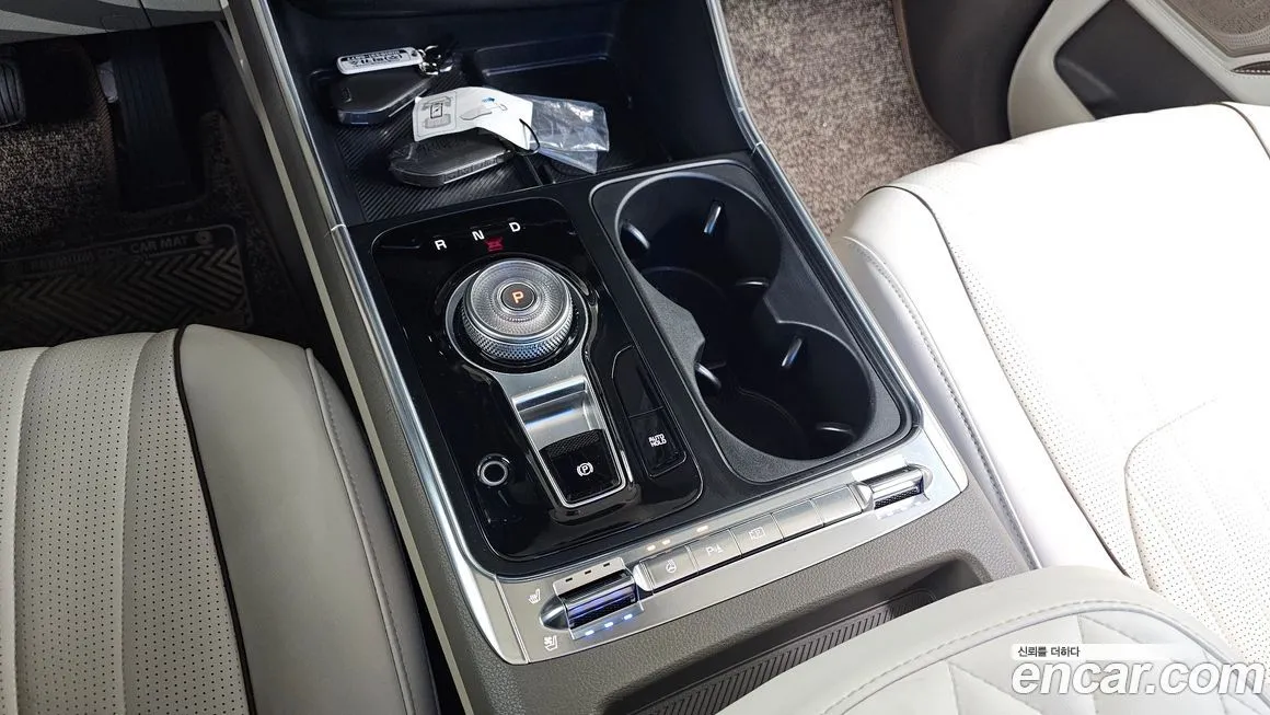Kia Carnival — фото 10