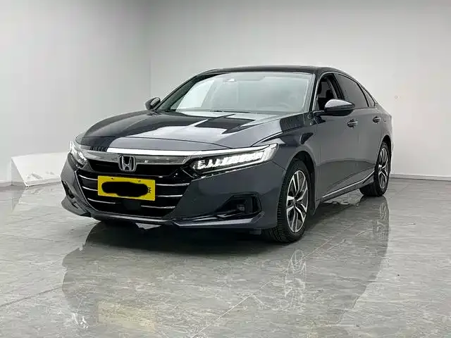 Honda Accord — фото 1