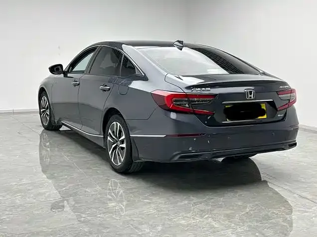 Honda Accord — фото 5