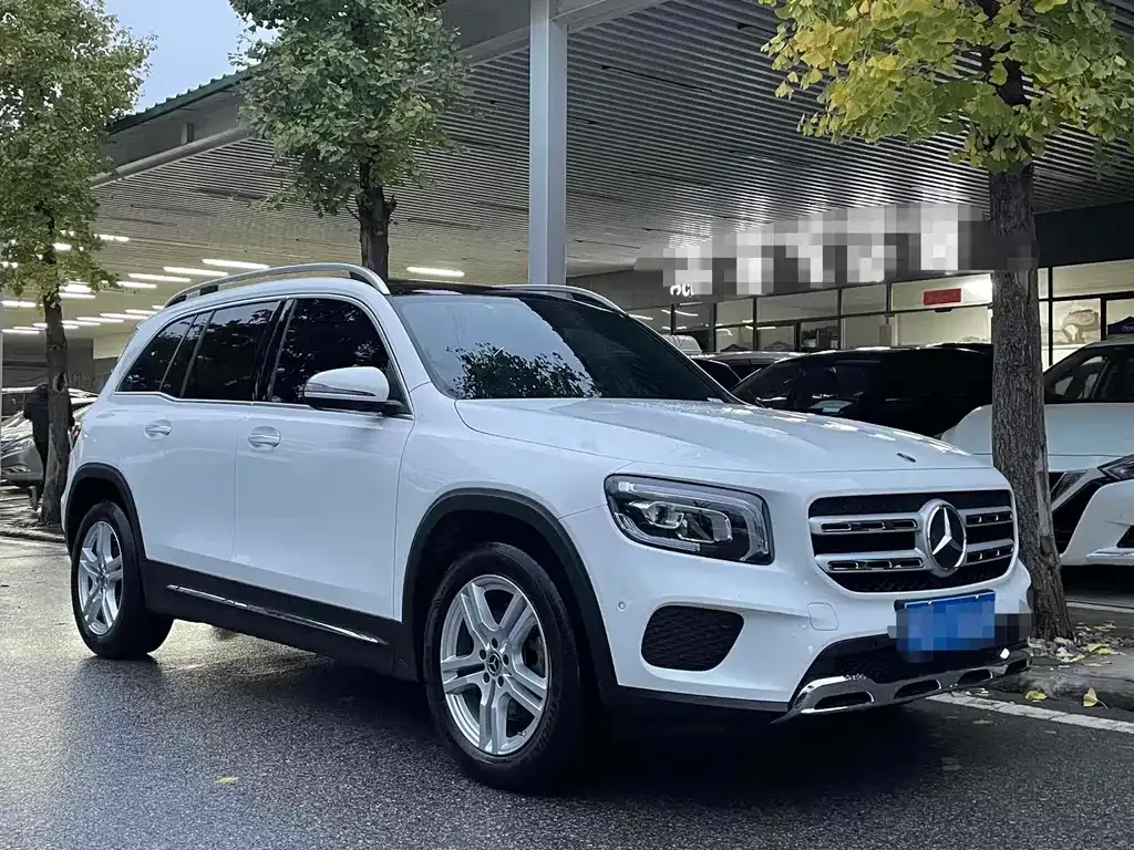 Mercedes-Benz GLB — фото 5