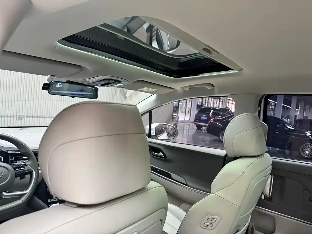 Hyundai Custo — фото 4