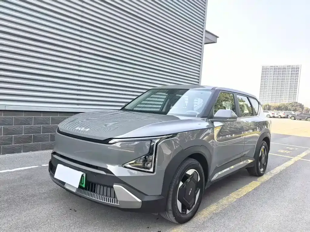 Kia EV5 — фото 1