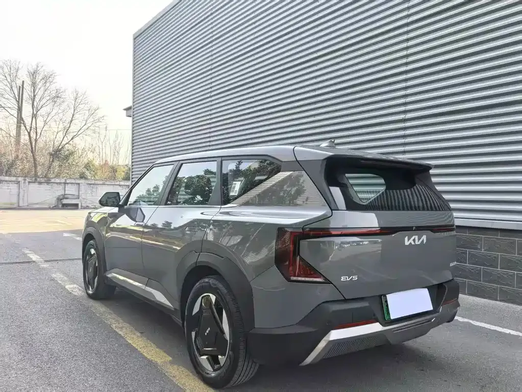 Kia EV5 — фото 8