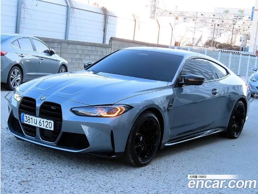 BMW M4 — фото 1