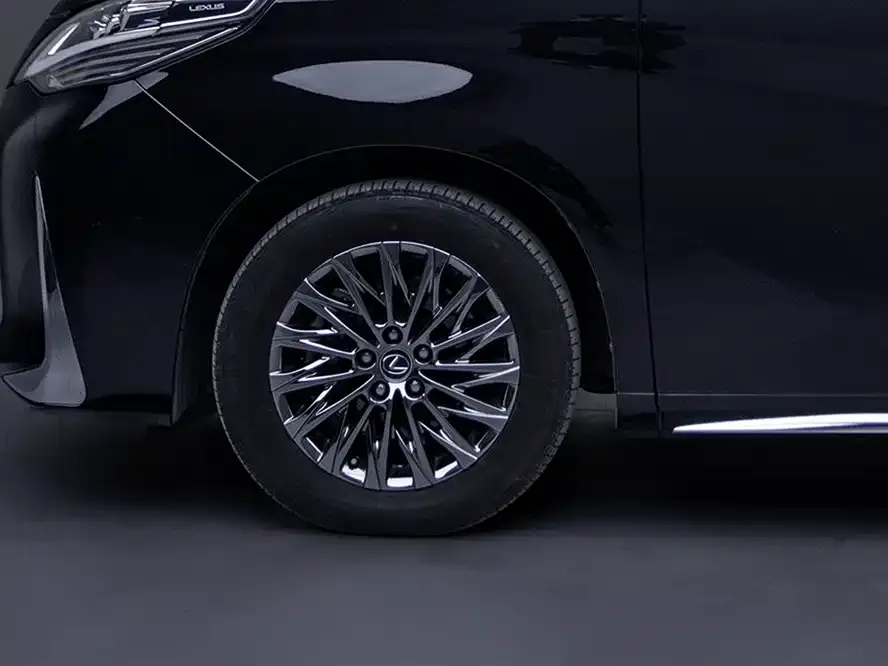 Lexus LM — фото 6