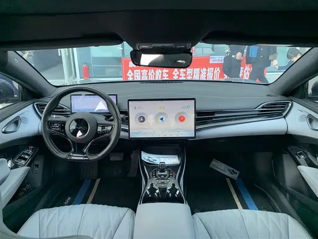 BYD Seal — фото 2