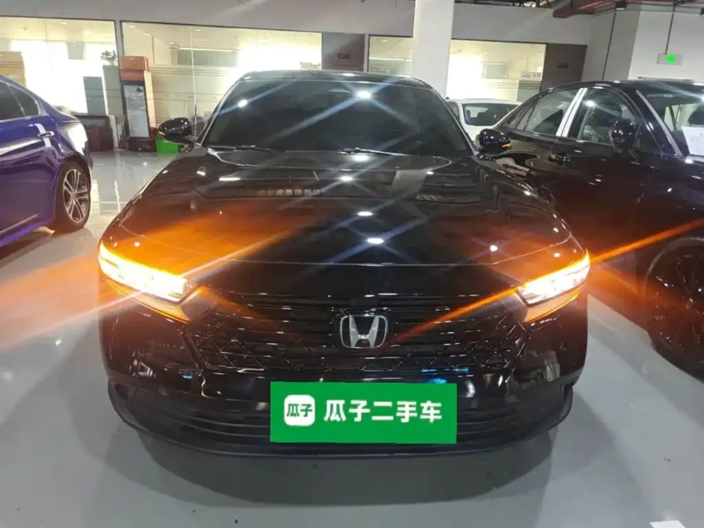 Honda Accord — фото 3