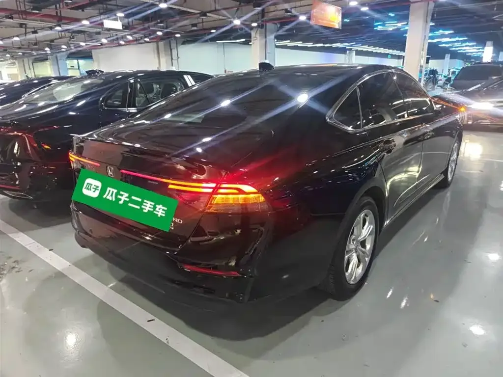 Honda Accord — фото 5