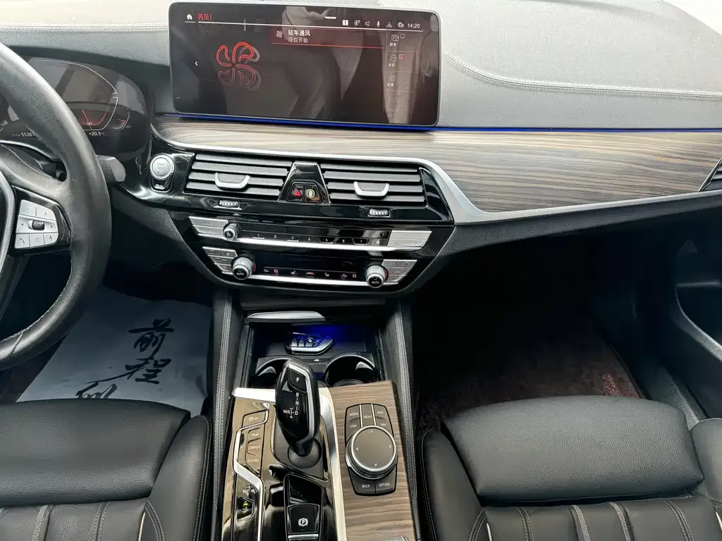 BMW 6 Series GT — фото 10