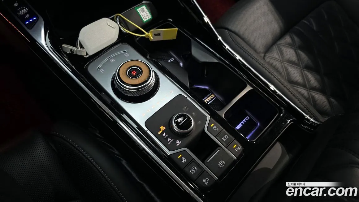 Kia Sorento — фото 9