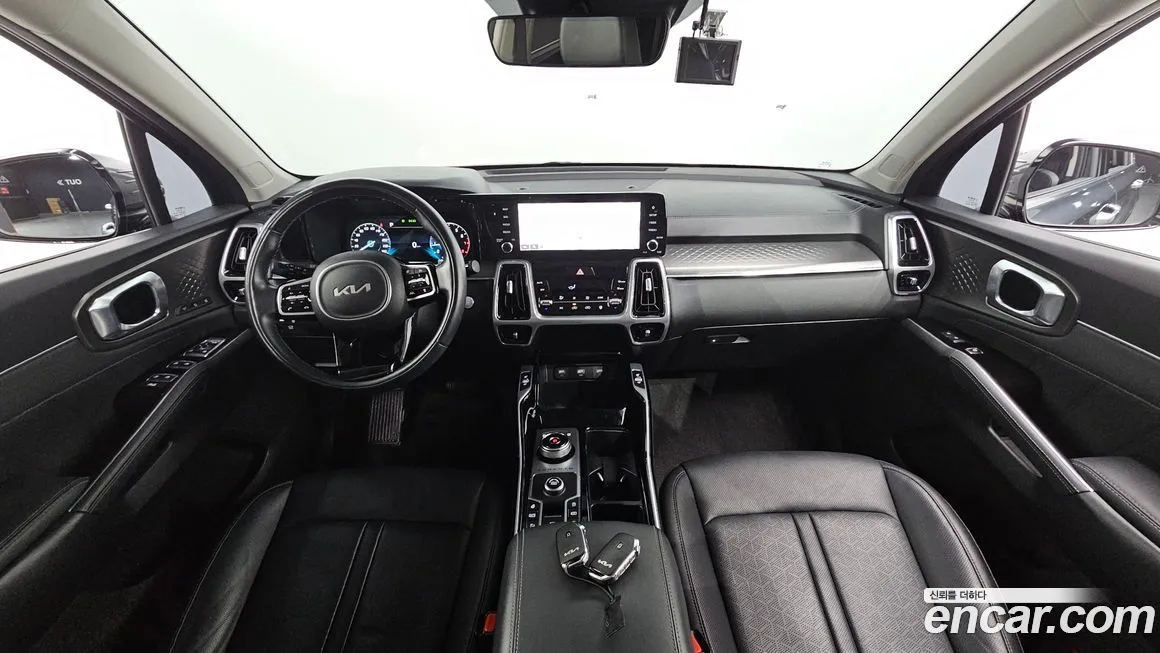 Kia Sorento — фото 8