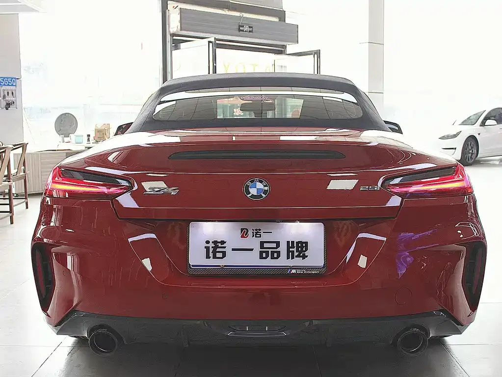 BMW Z4 — фото 4