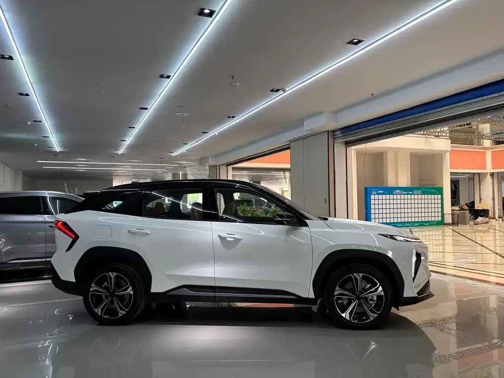 Geely Galaxy L7 — фото 6