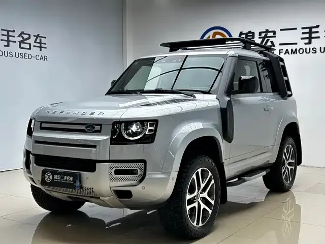 Land Rover Defender — фото 1